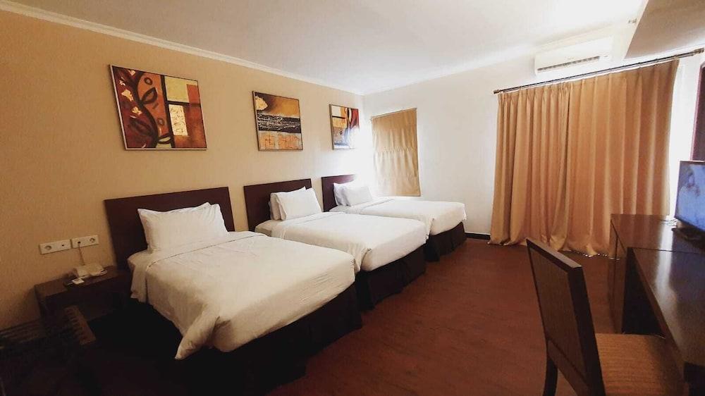 Grand Dafam Ancol Jakarta Exterior photo